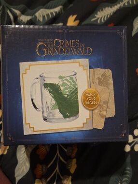 Loot Crate The Crimes of Grindelwald Blue and Gold Wizarding Mug Box